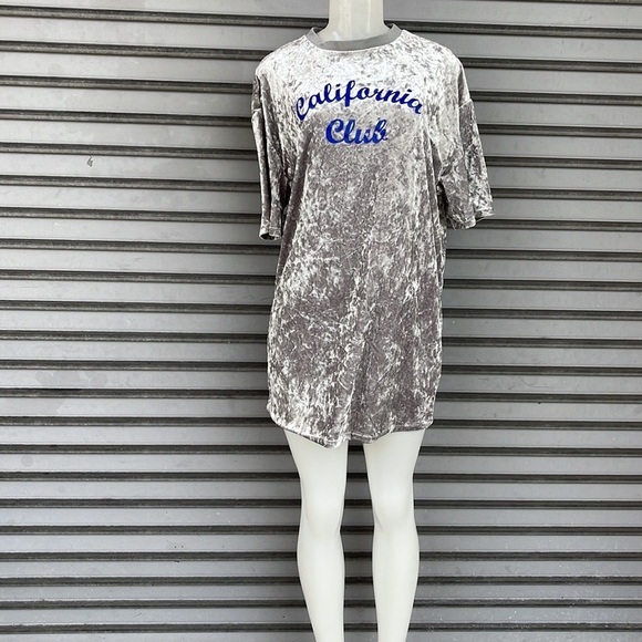 Divided Velvet California Dress Size M - Picture 2 of 9